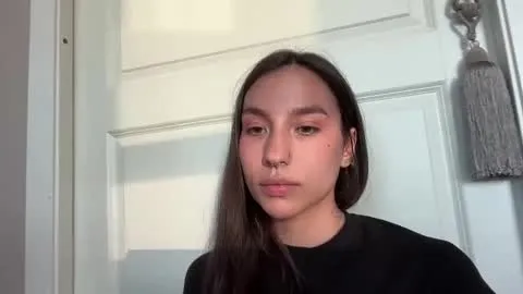 friend_foryou performer profile image with photos, gallery and recorded stream preview